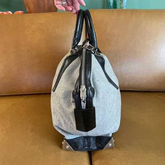 Alexander Wang Gray and Black Shoulder Bag - Picture 2 of 4